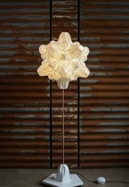 Voir le produit Lampadaire SNUB WHITE du marchand ARTURASS - Luminaires