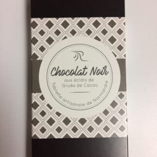Voir le produit TABLETTE CHOCOLAT NOIR AUX ECLATS DE GRUéS (CACAO) - 90g du marchand ROYALE NORMANDE