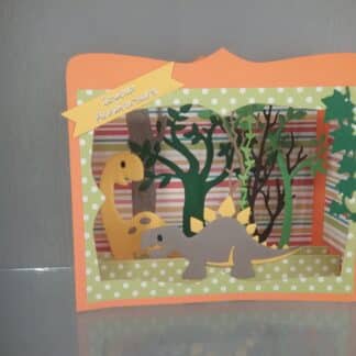 Voir le produit Carte anniversaire enfant à thème dinosaure du marchand MathyCréas - Papeterie & Accessoires de bureau