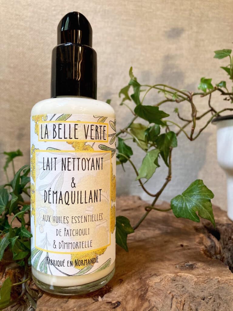 Lait Nettoyant & Démaquillant aux huiles essentielles de Patchouli & Immortelle (150ml)