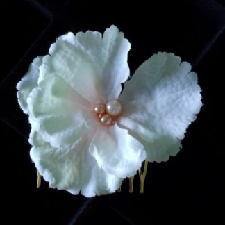 Voir le produit Peigne floral Hortensia double du marchand Maison Deselles